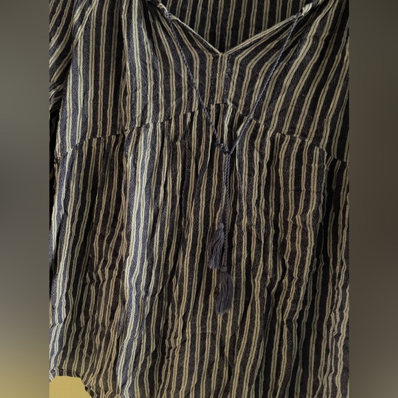 WOMENS OLD NAVY BLUE WHITE STRIPED LONG SLEEVE TUNIC BLOUSE - Picture 2 of 5